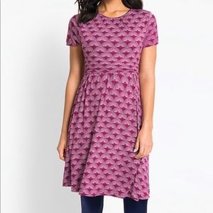 2/$15 Jojo Meman Bèbè Red Pattern Nursing Dress